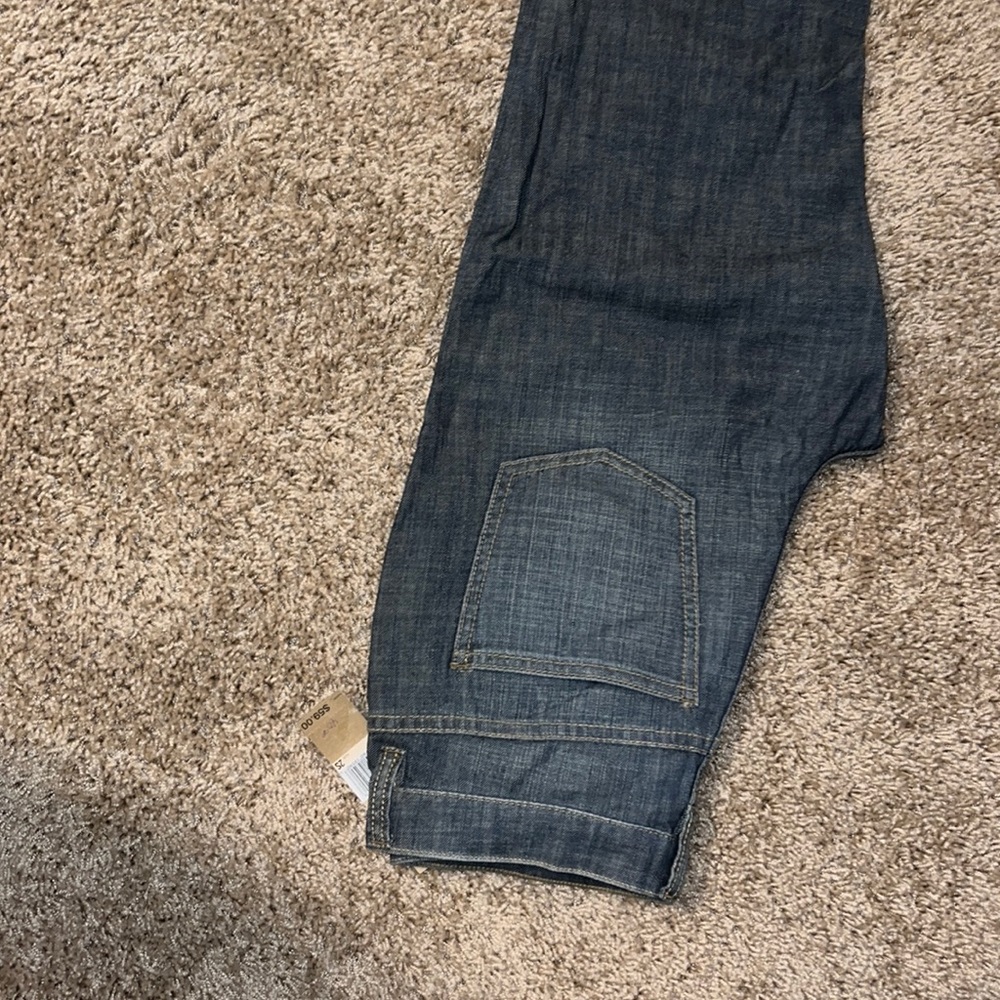 DKNY Jeans